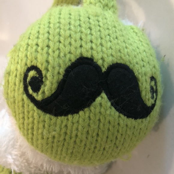 Fun earmuffs for winter mustache design - Picture 2 of 3